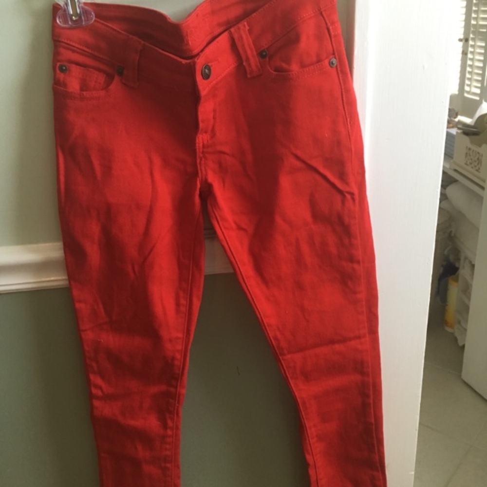 Red skinny jeans